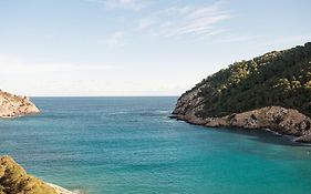 Cala Llonga Resort Ibiza